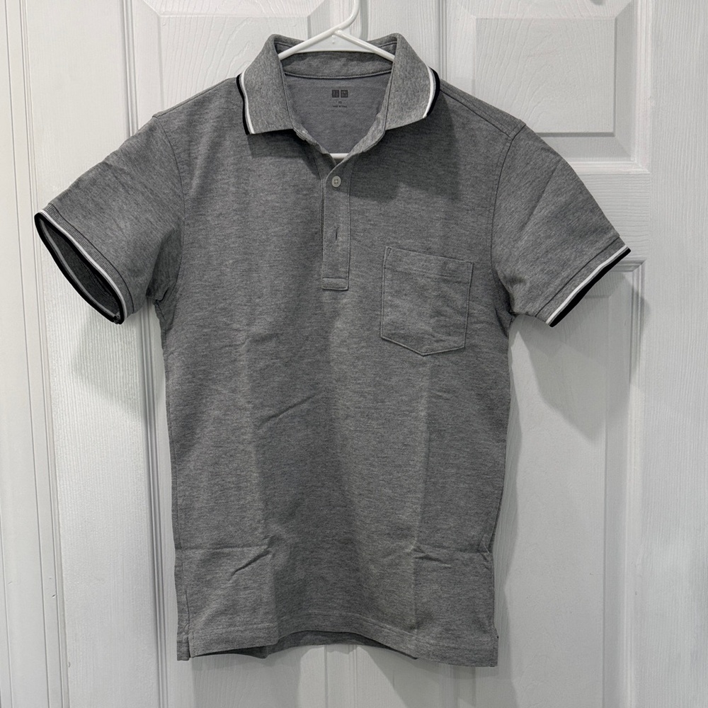 Uniqlo Gray Polo Shirt
